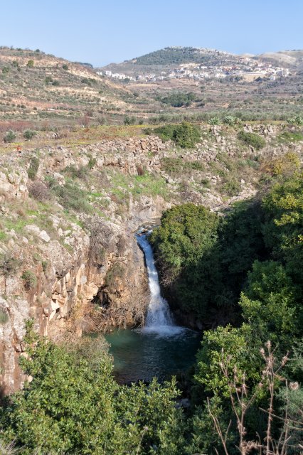 Waterfall in Sa'ar stream, Golan Heights, Israel | Sa'ar Stream in Golan Heights (IMG_8632.jpg)