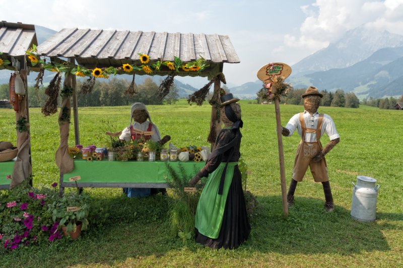 Preparations for Farmers Harvest Festival (bauernherbst) in Saalfelden, Zell am See, Salzburg, Austria | Austrian Scenery (IMG_7234.jpg)