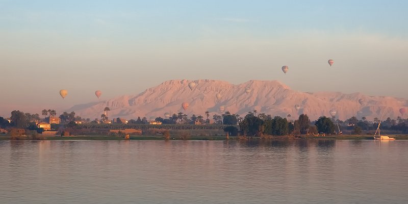 Hot Air Balloons at Sunrise | Hot Air Balloon Flight over Theban Necropolis, Egypt (20230219_064431_3.jpg)