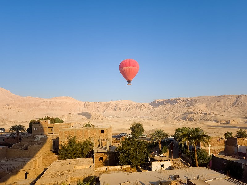 Flight over the Rooftops | Hot Air Balloon Flight over Theban Necropolis, Egypt (20230220_074422.jpg)