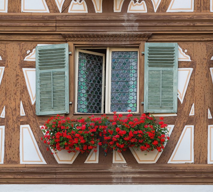 Window and Geraniums, Turckheim, Alsace, France | Turckheim - Alsace, France (IMG_2464.jpg)