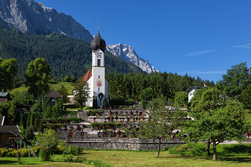 Catholic Parish Church of Grainau and Mount Zugspitze, Grainau, Bavaria, Germany | South Bavaria, Germany - Part II (IMG_0519_2.jpg)
