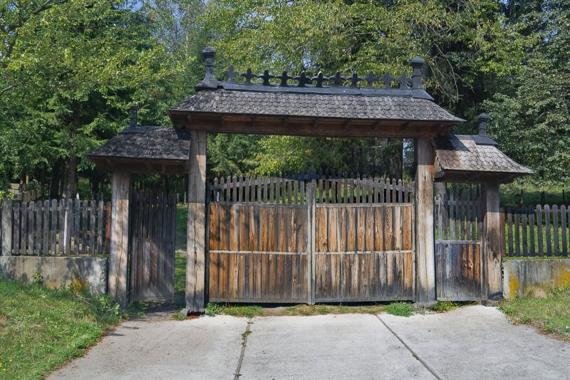 Doors, Windows and Gates (DW08-IMG_0652_m.jpg)