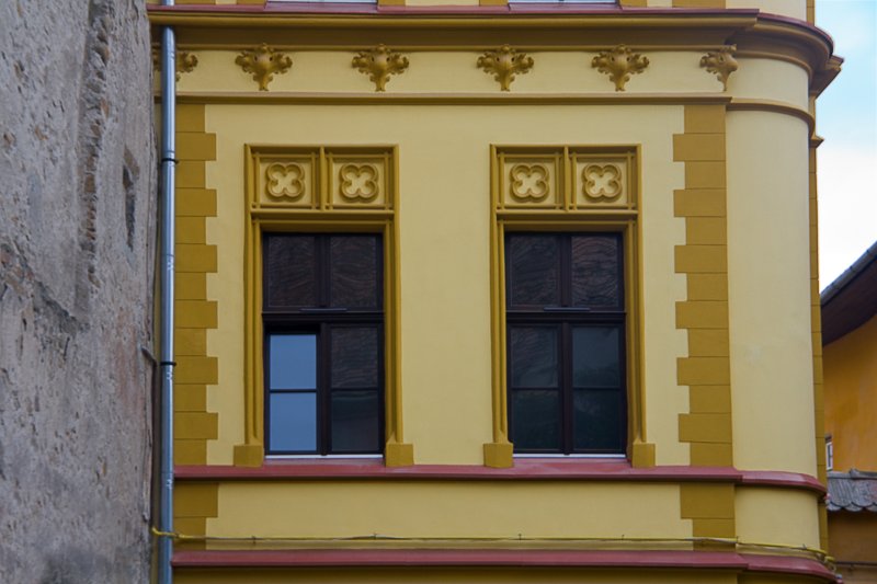 Doors, Windows and Gates (DW67-IMG_1200.jpg)