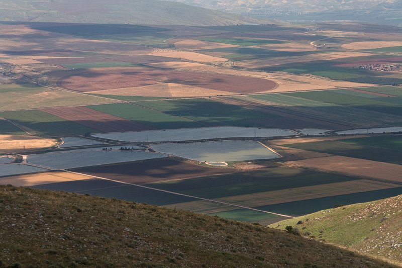 Jezreel Valley, panoramic view from Mount Gilboa | Israel (IS93-IMG_6846.jpg)