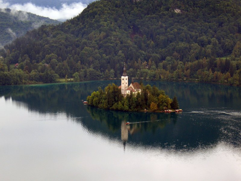 Lake Bled, Slovenia | Scenery and Nature (SC06-IMG_6723_f.jpg)